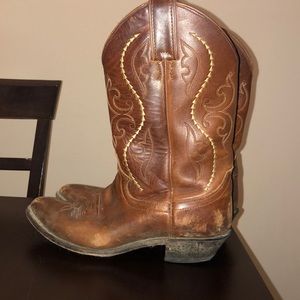 Justin Brown Mustang Leather Boots